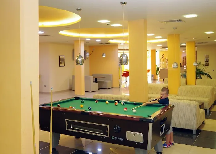 מלון Plamena Palace פרימורסקו