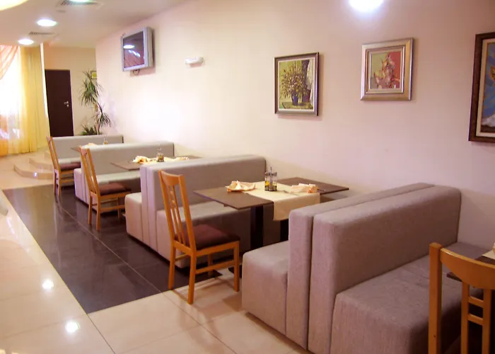 Plamena Palace מלון פרימורסקו