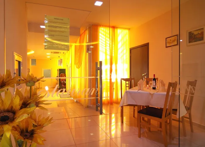 מלון Plamena Palace