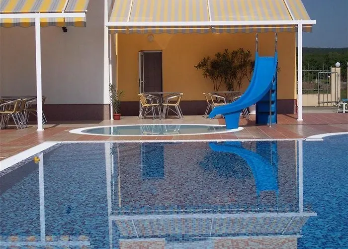 Plamena Palace מלון פרימורסקו