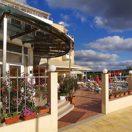 Ξενοδοχείο Plamena Palace