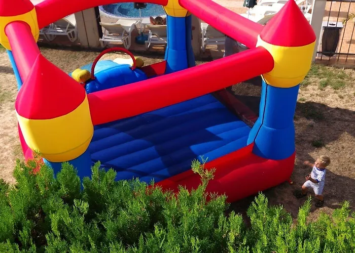 プラメナ パレス プリモルスコ